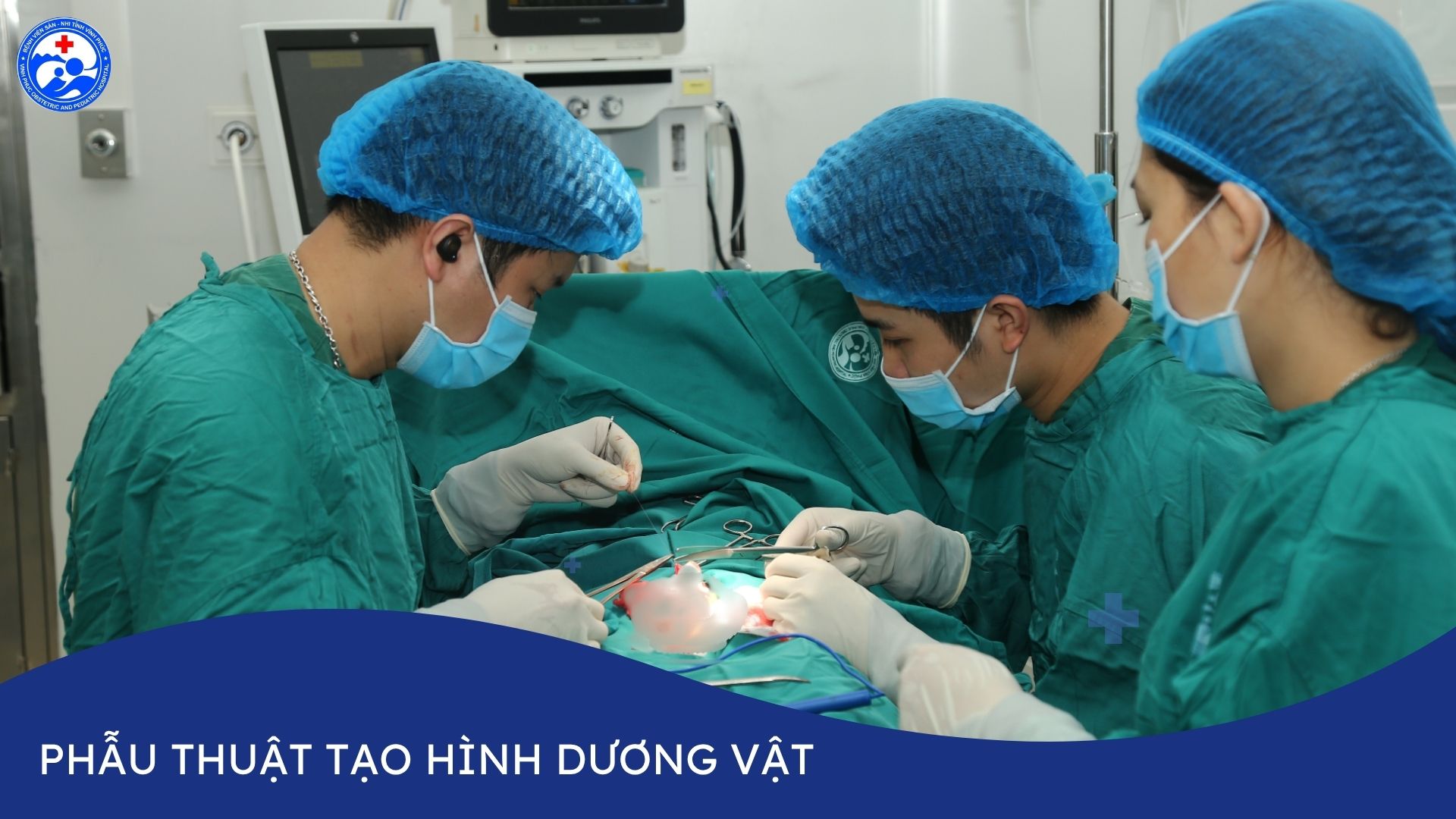 Phẫu thuật tạo hình dương vật cho bé trai bị “Cong dương vật”