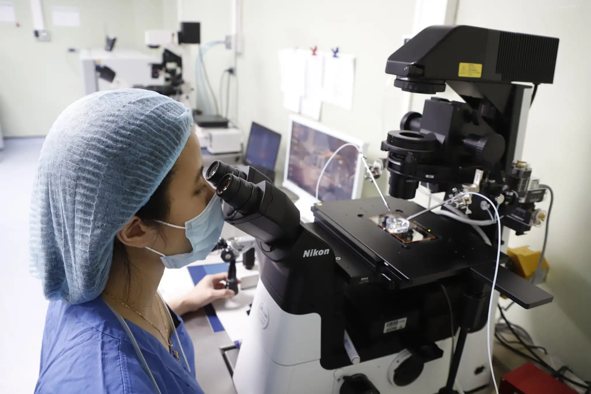 Trung tâm Hỗ trợ Sinh sản Bệnh viện Sản Nhi Vĩnh Phúc – Địa chỉ tin cậy cho IVF, IUI và điều trị vô sinh hiếm muộn 3 Trang thiet bi TRung tam Ho tro sinh san1