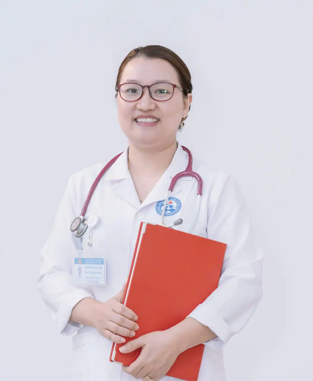 Phó giám đốc trung tâm: Thạc sĩ bác sĩ. Trương Ngọc Ánh.