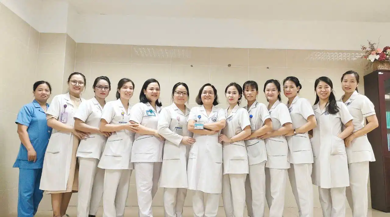 Tập thể cán bộ đơn nguyên Tâm Bệnh - Phục hồi chức năng - Bệnh viện Sản Nhi Vĩnh Phúc.