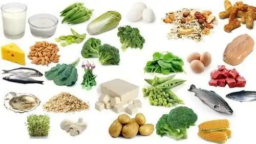 Hưởng ứng ngày mãn kinh thế giới 2025 - Chăm sóc sức khỏe trung niên 2 Dinh dưỡng lành mạnh