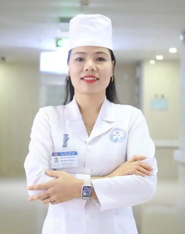 Hộ sinh trưởng khoa: Cử nhân hộ sinh. Nguyễn Thị Thanh