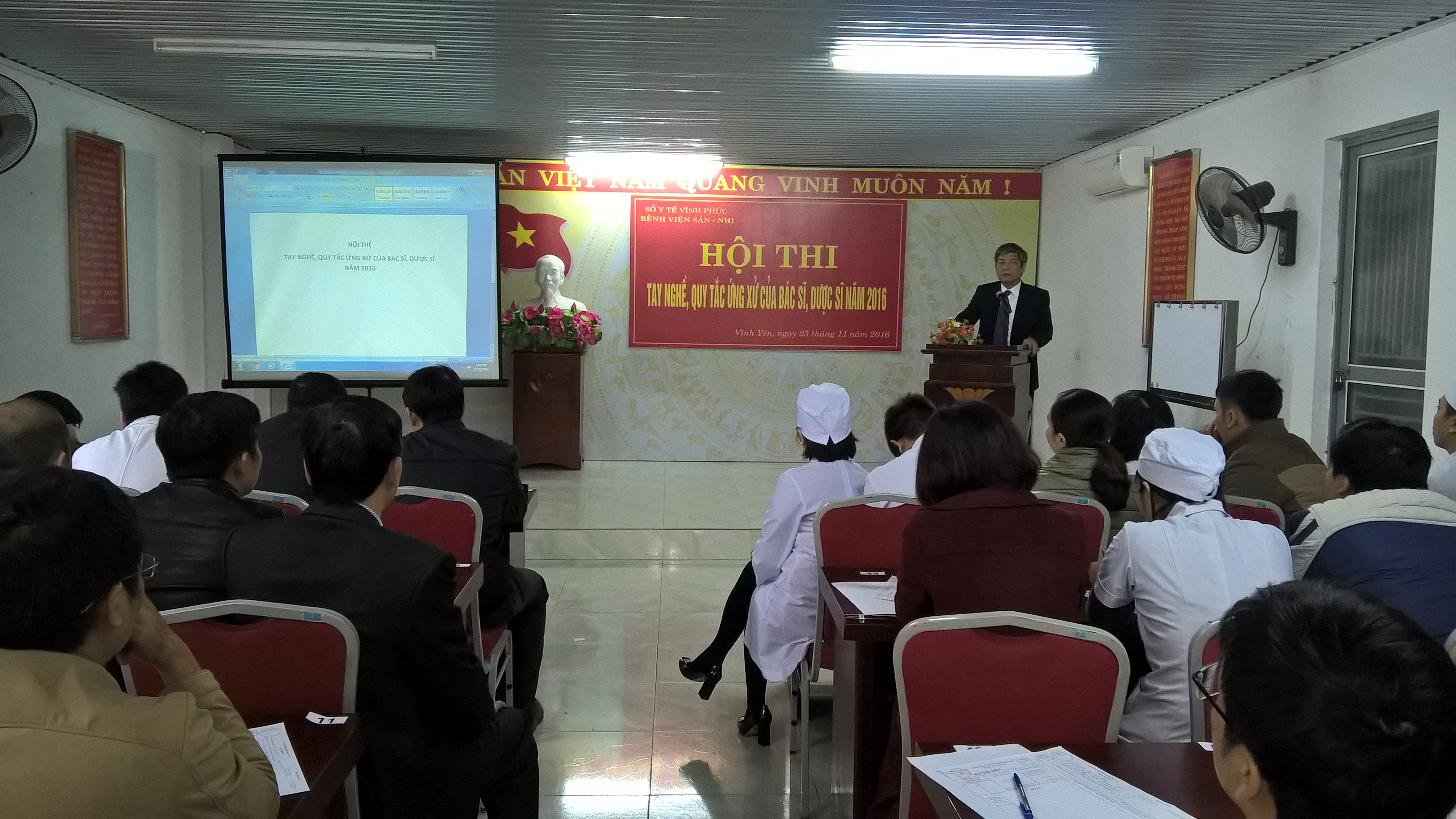 Bệnh viện Sản – Nhi Vĩnh Phúc tổ chức Hội thi Tay nghề và quy tắc ứng xử cho Bác sỹ, dược sỹ năm 2016