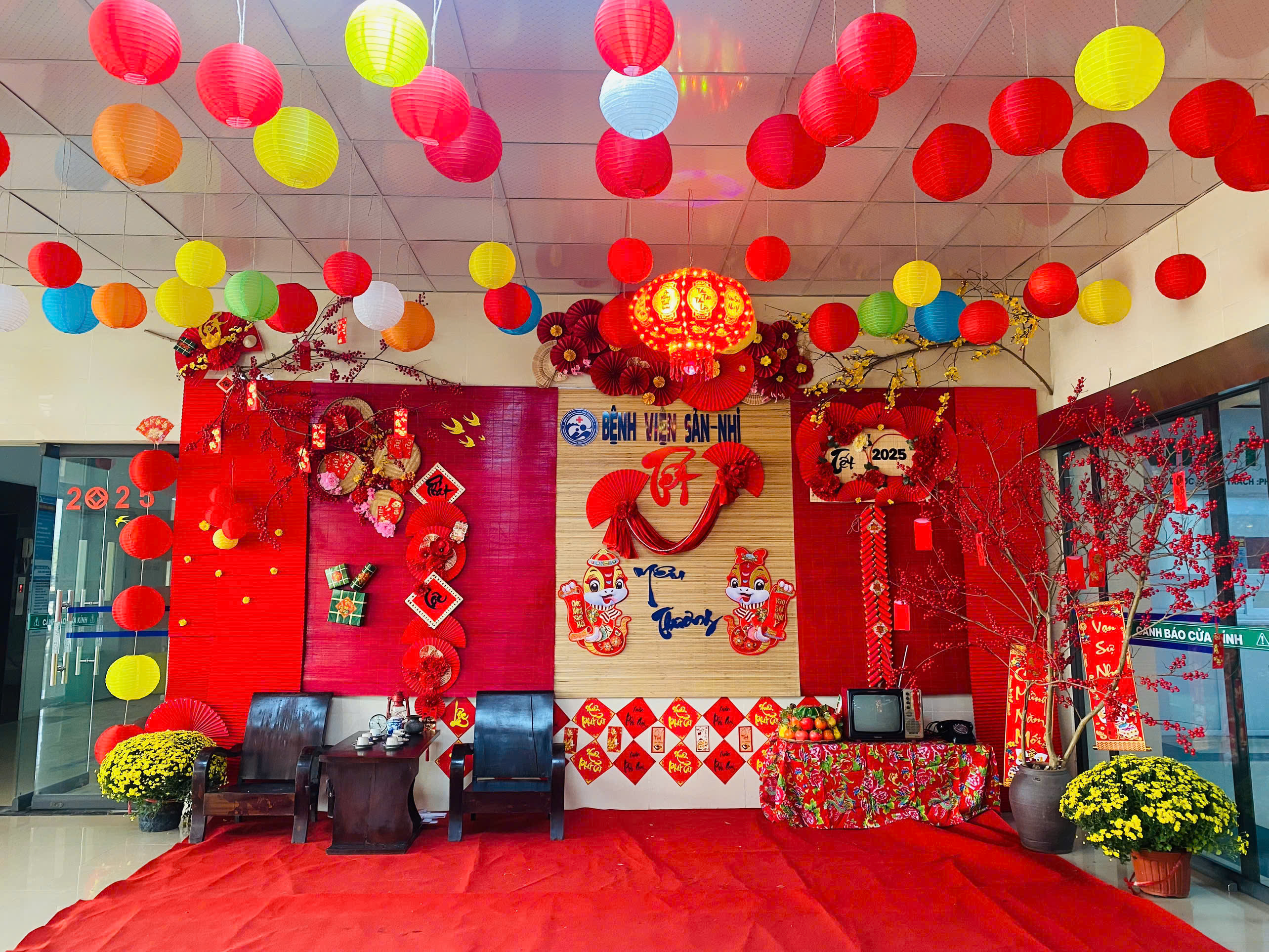 TRANG TRÍ TẾT NGUYÊN ĐÁN 2025 – RỰC RỠ SẮC XUÂN