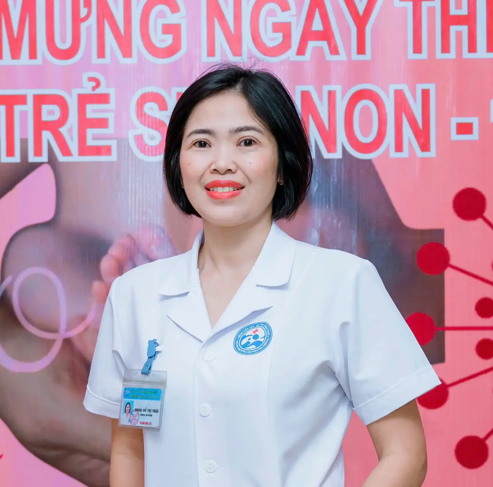 Điều dưỡng trưởng khoa: Cử nhân điều dưỡng. Đỗ Thị Thái