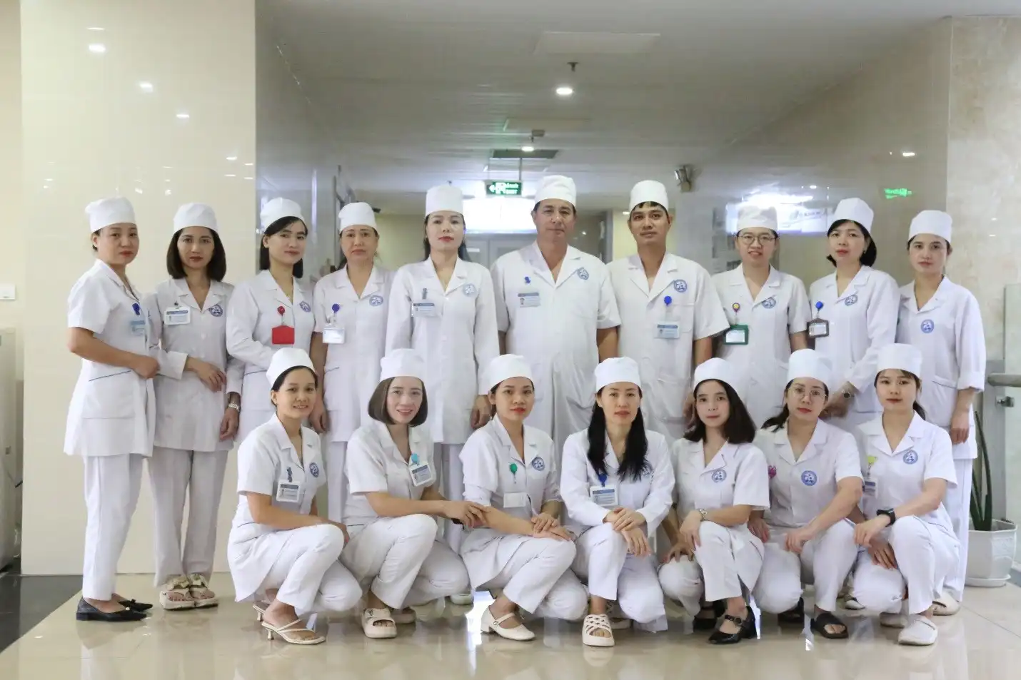 Tập thể cán bộ nhân viên khoa Sản thường - Bệnh viện Sản Nhi Vĩnh Phúc.