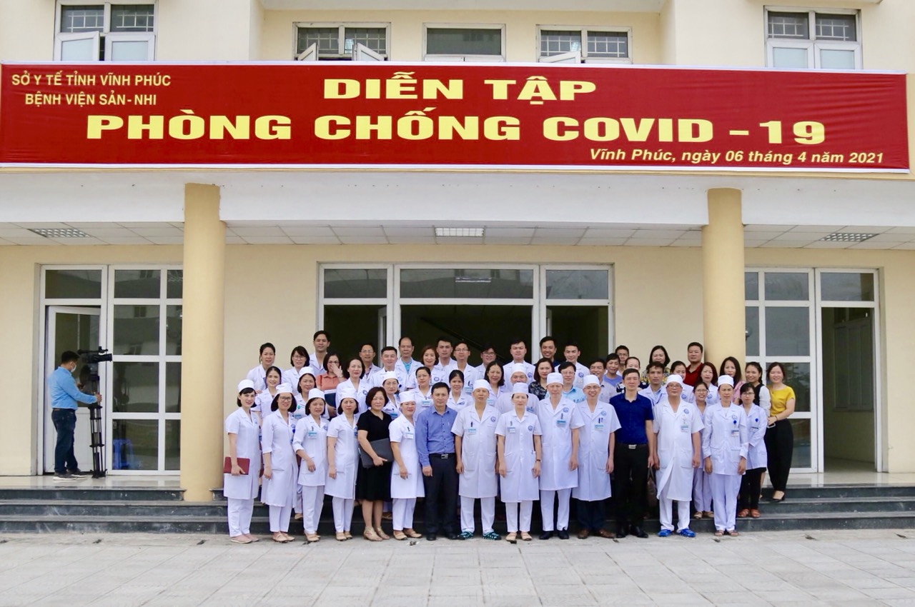 BỆNH VIỆN SẢN NHI VĨNH PHÚC TỔ CHỨC DIỄN TẬP TÌNH HUỐNG PHÒNG CHỐNG COVID-19 TẠI CƠ SỞ MỚI