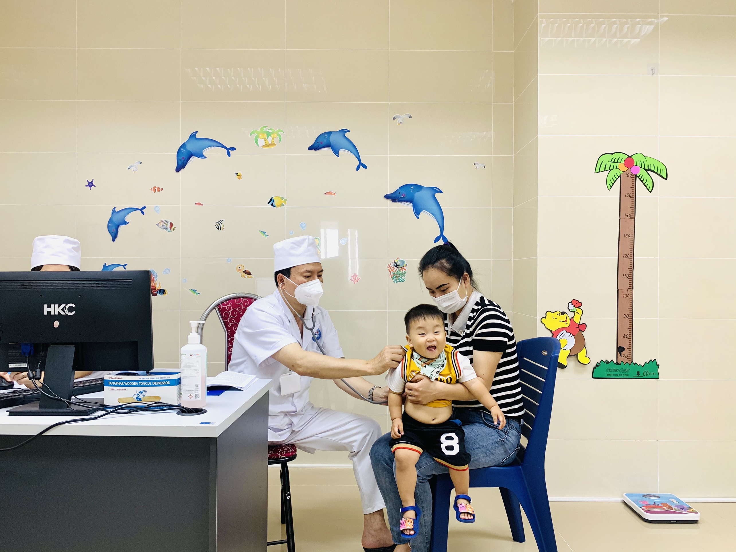 TRIỂN KHAI PHÒNG KHÁM CHẤT LƯỢNG CAO TẠI BỆNH VIỆN SẢN NHI TỈNH VĨNH PHÚC