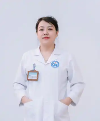 Điều dưỡng trưởng khoa: Cử nhân điều dưỡng. Đào Thị Thanh Nga.