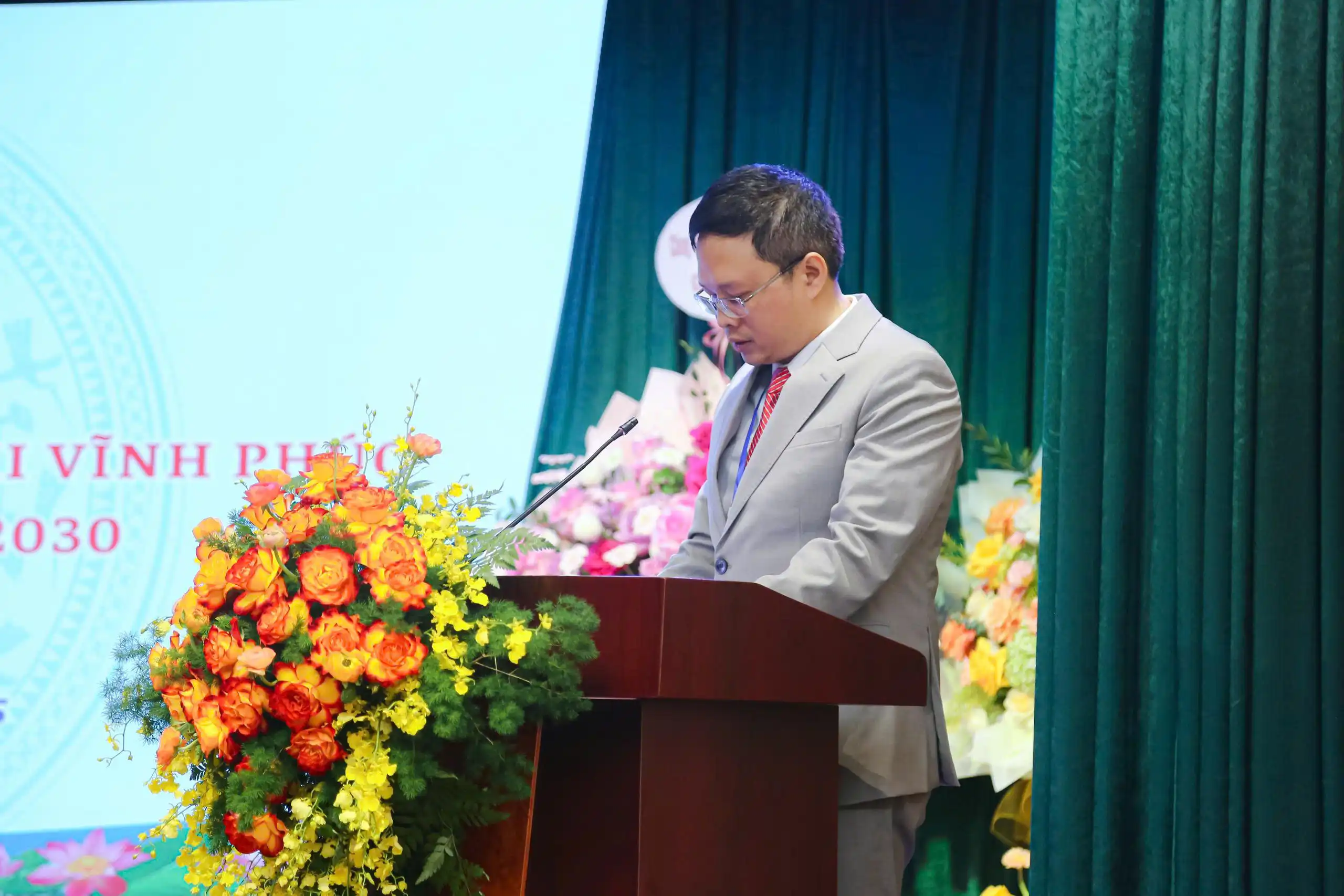 Đ/c Vũ Hữu Tài tham luận tại Hội nghị