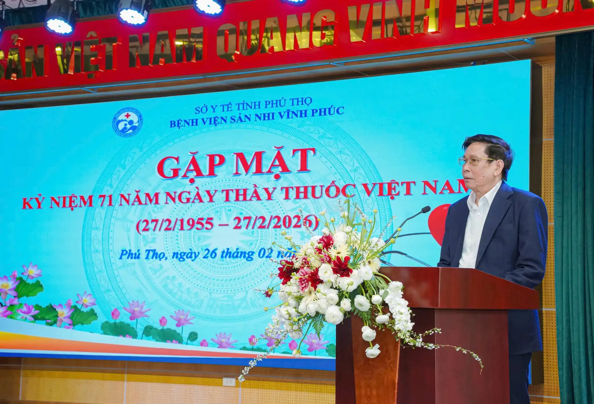 Bệnh viện Sản Nhi Vĩnh Phúc long trọng tổ chức gặp mặt kỷ niệm 71 năm Ngày Thầy thuốc Việt Nam (27/2/1955 – 27/2/2026) 5 TT ƯT. BSCKI Nguyễn Hồng Nhiên, nguyên Giám đốc Bệnh viện Sản Nhi tỉnh Vĩnh Phúc phát biểu tại chương trình
