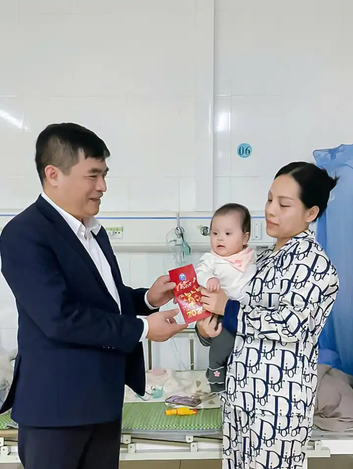 Xuân Bính Ngọ 2026 - Lan tỏa yêu thương tại Bệnh viện Sản Nhi Vĩnh Phúc 10 z7539815678144 0a5e26ff40c8883d30e64c9f9c3d2b5e