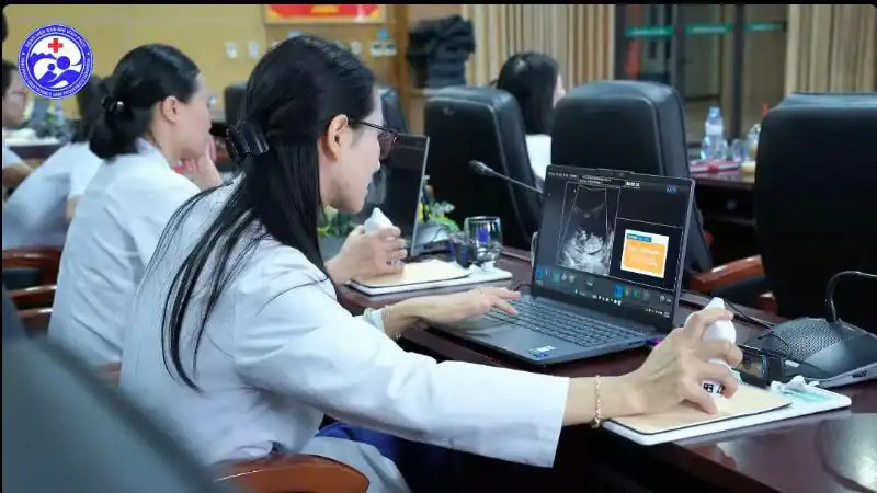 Bệnh viện Sản Nhi Vĩnh Phúc cập nhật kỹ thuật chuyên môn Sản phụ khoa và ứng dụng AI trong siêu âm 4 22