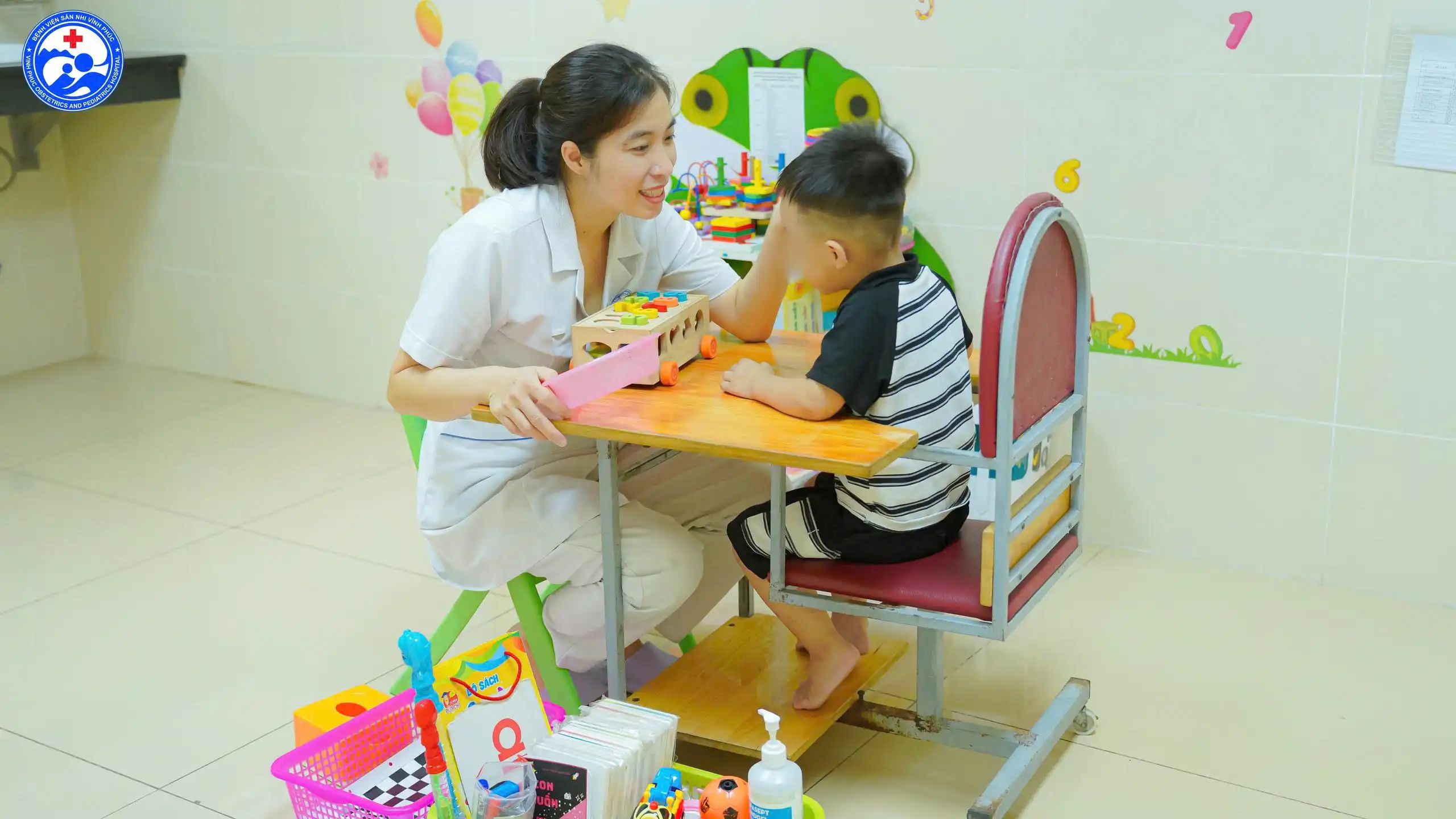 Phát hiện sớm – Mở ra cơ hội hòa nhập cho trẻ tự kỷ 3 z8020954043085 72f939276420e2d0423a3acfbeb8a191