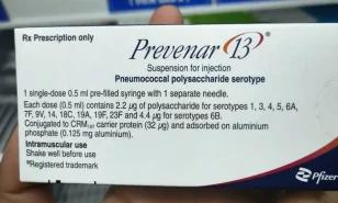 Vắc xin phế cầu 13 Prevenar 13: Phòng bệnh gì, dành cho ai và lịch tiêm như thế nào?