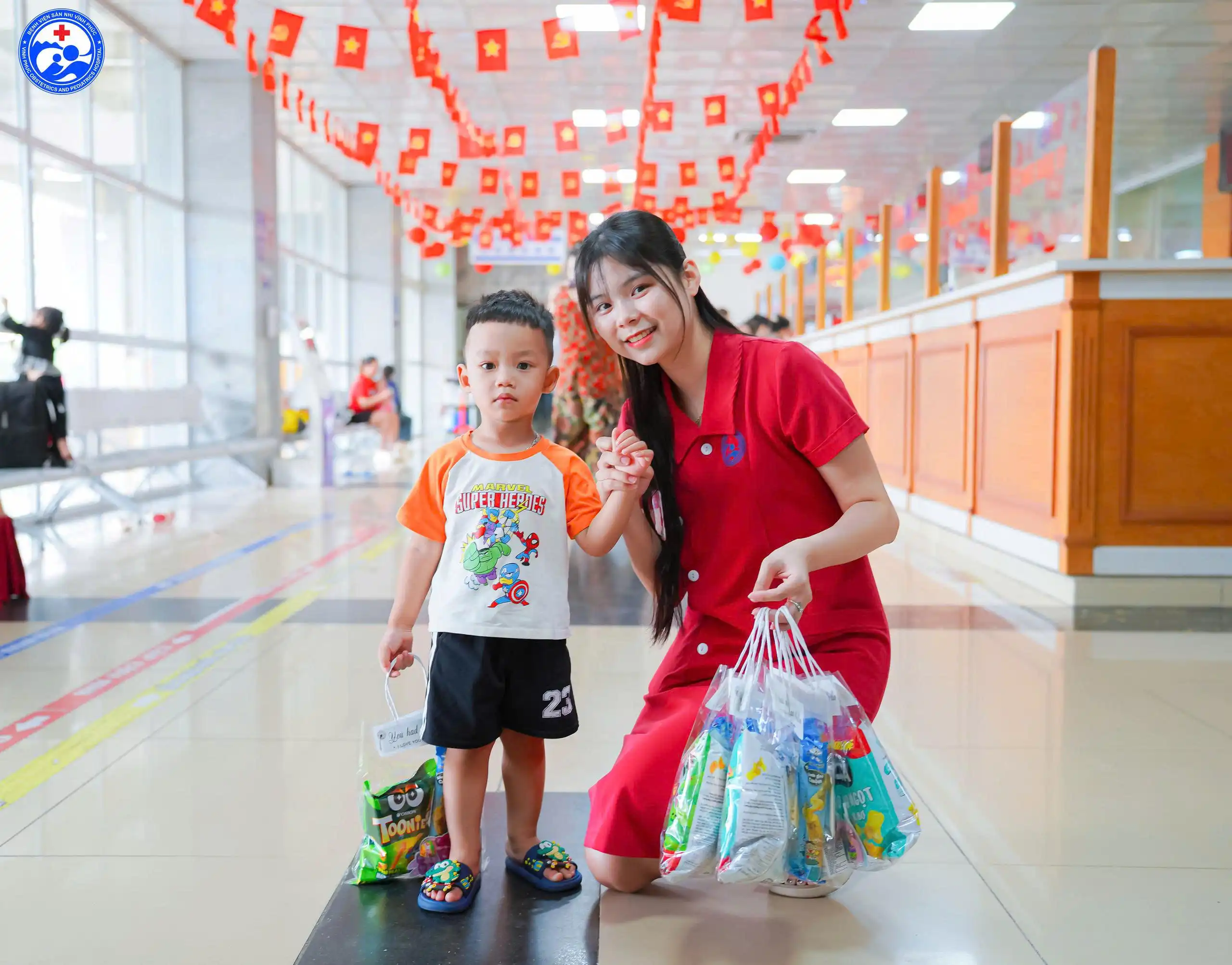 Trung thu 2026 Tại Bệnh viện Sản Nhi Vĩnh Phúc: Kết nối sẻ chia, lan tỏa yêu thương. 8 1790306605928 8547435195863083208 g963198900079824907 58569c05212a1222aa87ebbd2bef4b29