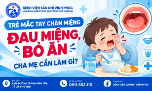 Trẻ mắc tay chân miệng đau miệng, bỏ ăn – cha mẹ nên chăm sóc thế nào?